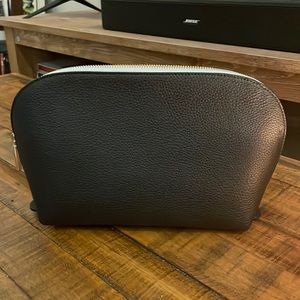 NWT Cuyana x Sephora Black Leather Makeup Pouch